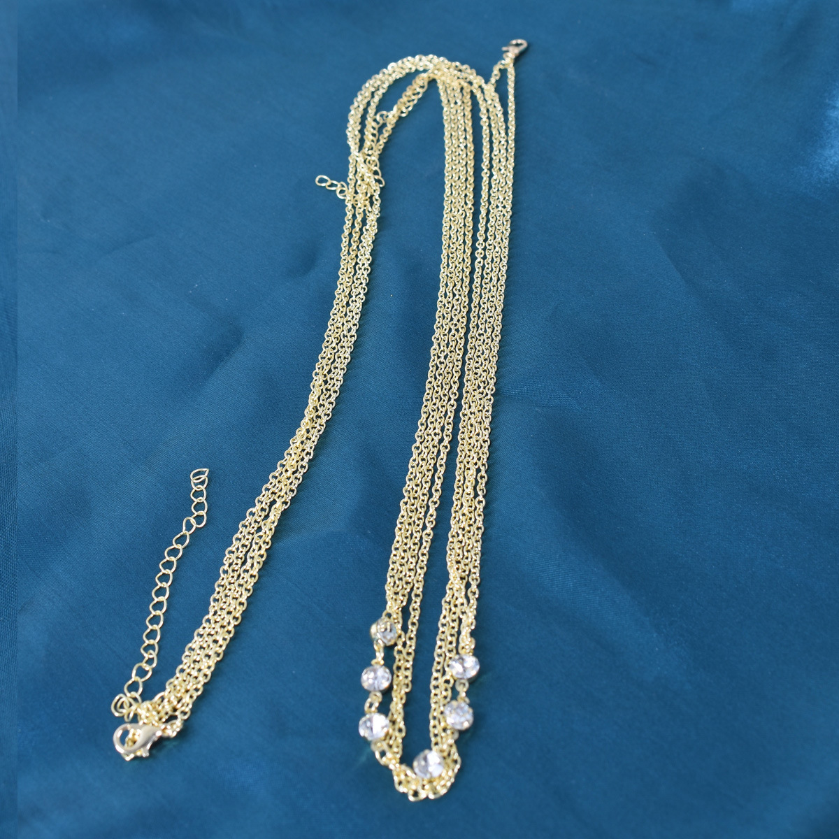 Okrągły kryształowy łańcuszek  – Body Jewelry Chest recenzja i cena